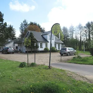 Det Gamle Savværk Bed & Breakfast Give